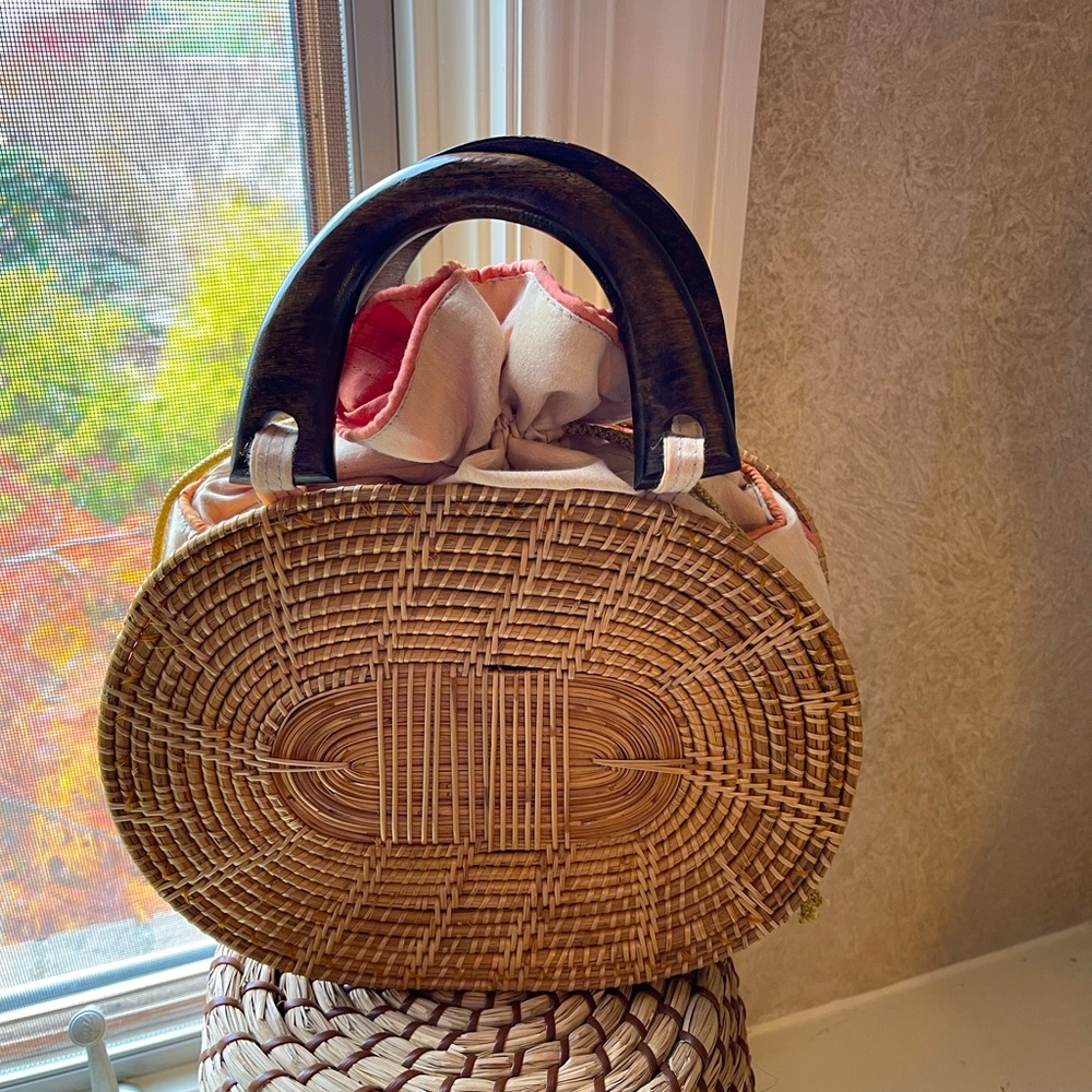 COPY - Straw Free Trade Bag with Wooden Handles